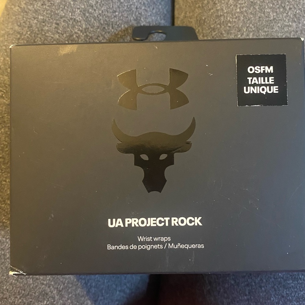 Under Armour Black Wrist Wraps